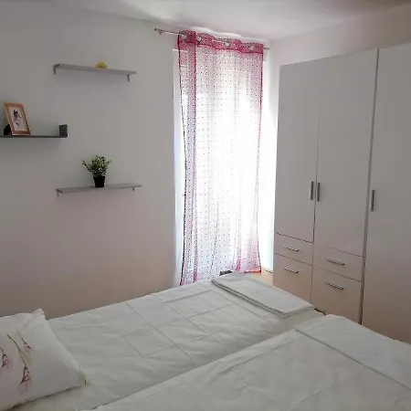 Nela Apartment