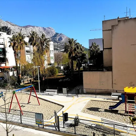 Nela Apartment *